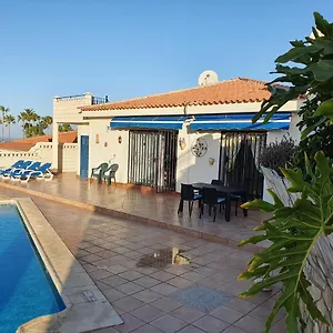 https://villa-azul-callao-salvaje.in-canary-islands.com